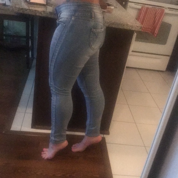 High Rise skinny jeans with button fly - Picture 2 of 3